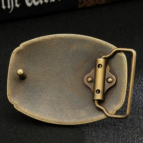 New dont tread on me belt buckle approximately 3.5x2.5 - Picture 2 of 3